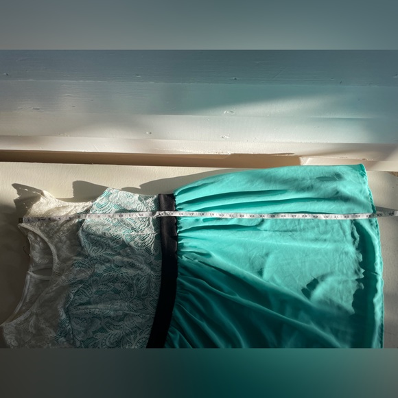 3/25 Mystic Teal/Cream Spring Dress - Picture 7 of 8